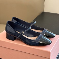 미우미우 신상 로퍼 57248-3