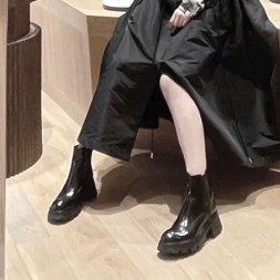 알렉산더 맥퀸  앵글부츠 586425