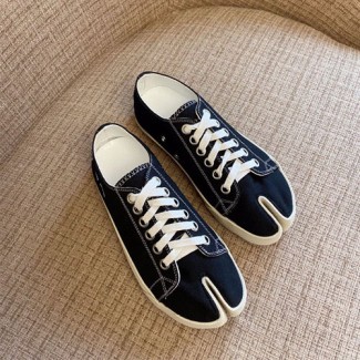 마르지엘라 여성용 타비 스니커즈 WS0252 블랙