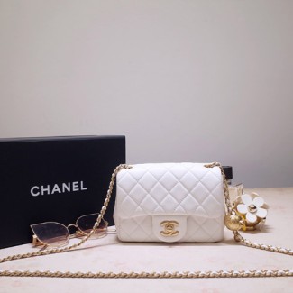 샤넬 램스킨 플랩백 미니 AS1786 화이트
