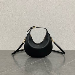 셀린느 룰루 숄더백 119353-5