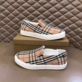 버버리 남성용 스니커즈 B96473