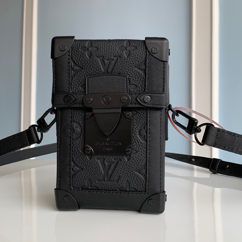 루이비통 버티컬 트렁크 웨어러블 M82070