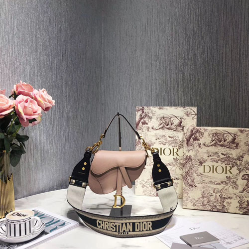 디올 송아지 가죽 미니 SADDLE 백 M0447 누드핑크