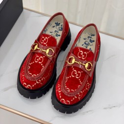 구찌 신상 로퍼 ‎602497 레드