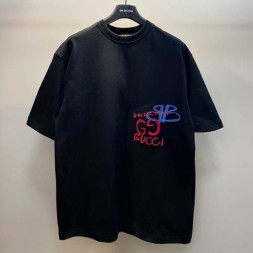 구찌 남여공용 반팔  617570-2