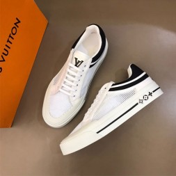 루이비통 남성용 신상 스니커즈 M0303 화이트