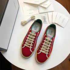 구찌 남여공용 신상 스니커즈 620281-2