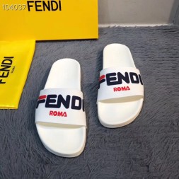 펜디 남여공용 신상 슬리퍼 FD46055