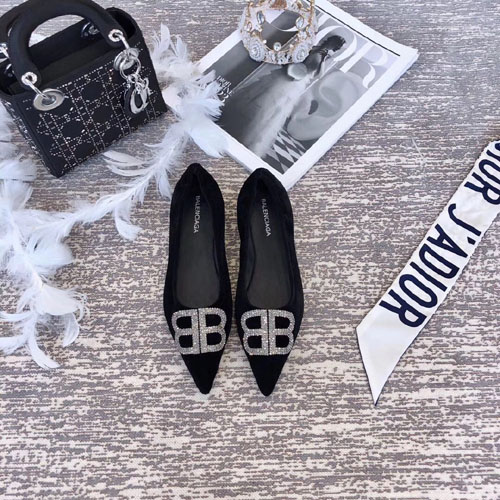 발렌시아가 신상 플랫 565829 블랙