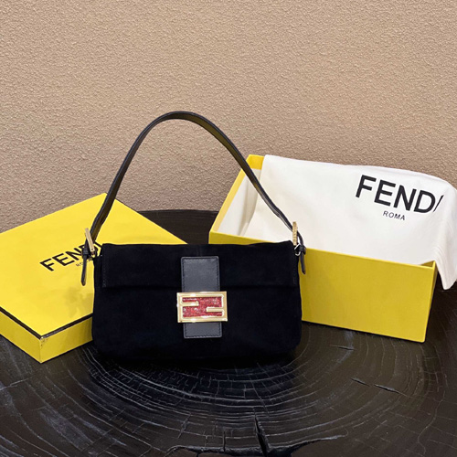 펜디 바게트 숄더백 FD8339 블랙