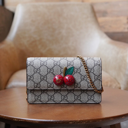 구찌 체리 GG 수프림 미니 체인백 481291