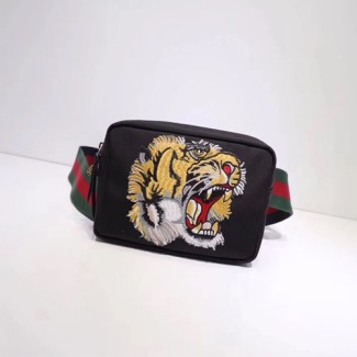 구찌 타이거자수 크로스백 523323 블랙