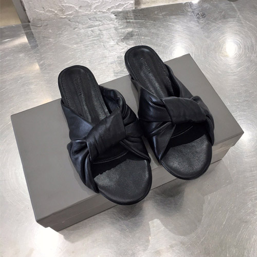 발렌시아가 신상 슬리퍼 604902 블랙