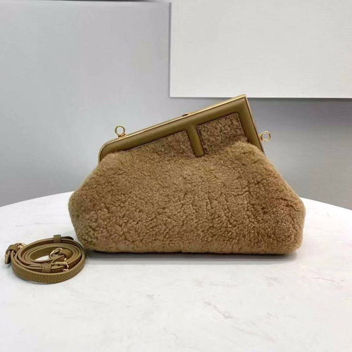 펜디 퍼스트 스몰 클러치백 숄더백 8BP129 베이지