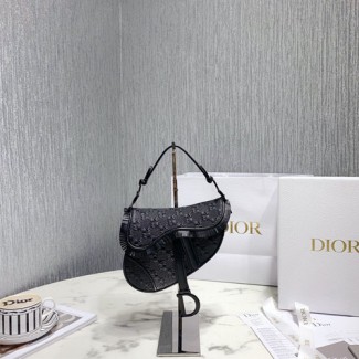 디올 브레이드 가죽 프린지를 더한  미니 새들백 M0447 블랙