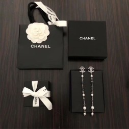 샤넬 신상 귀걸이 C171990