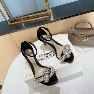 알렉산더 맥퀸  신상 펌프스 586416 블랙