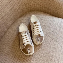 마르지엘라 여성용 타비 스니커즈 WS0252 베이지