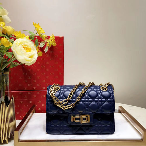 디올 양가죽 MISS DIOR 백 M0250 네이비