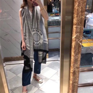 버버리 신상 스카프 BB3620