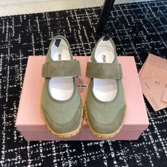 미우미우 여성용 운동화  57275-1