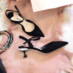 미우미우 신상 펌프스 5I448B 블랙