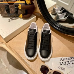 알렉산더 맥퀸  남여공용 스니커즈 586424-9