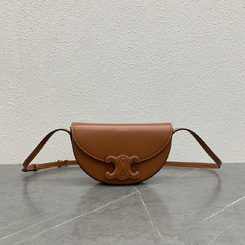 셀린느 베사체 퀴르 반달 크로스백 111233-5