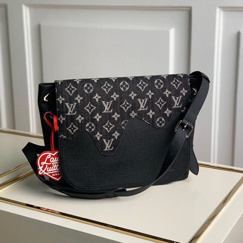 루이비통 베사체 도쿄 M45971