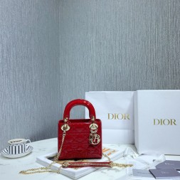 디올  미니 레이디백 M0505 에나멜 레드 금장