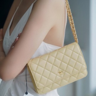  샤넬 WOC 체인 플랩백 A31509 뉴버전 램스킨 옐로우