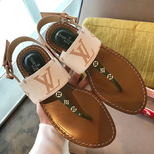 루이비통 신상 샌들 M9193 화이트