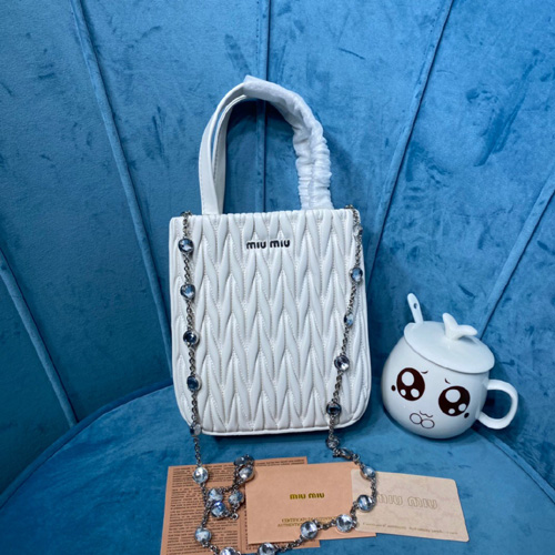 미우미우 마테라쎄 크리스탈 숄더백 5BA220-4