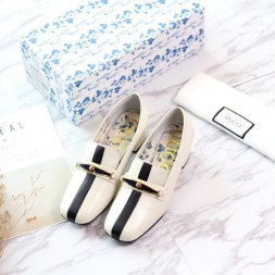 구찌 신상 가죽 미드힐 펌프스 444036 화이트