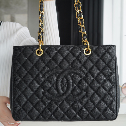  샤넬 그랜드샤핑 숄더백 A50995 블랙 금장