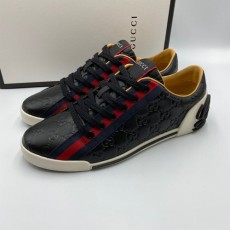 구찌 남성용 신상 스니커즈 620294 블랙