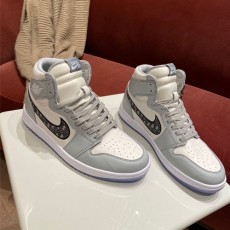 디올&나이키 남녀공용 신상 스니커즈 KDI560