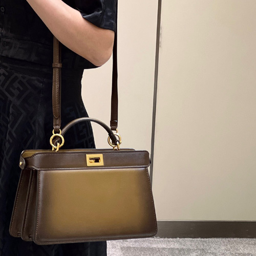 펜디 피카부 I SEE U EAST-WEST 8BN323-4