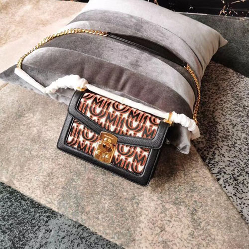 미우미우 컨피덴셜  체인숄더백 5BD083 블랙