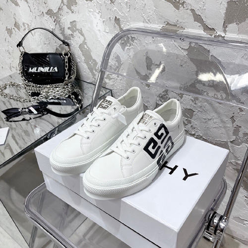 지방시 남여공용 스니커즈 GV390698-3