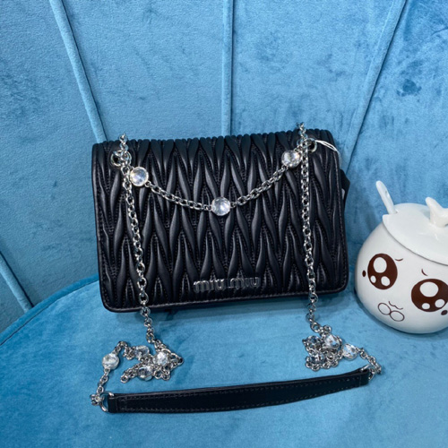 미우미우 마테라쎄 나파 가죽 미니 백 5BP065 블랙