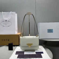 프라다 사피아노 가죽 숄더 백 1BD320 화이트