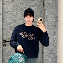 루이비통 남여공용 맨투맨 M10450