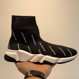 발렌시아가 신상 남여공용 스피드러너 565840