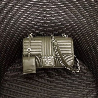 프라다 다이어그램 가죽 미듐 숄더백 1BD108 카키색 은장
