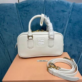 미우미우 레더 탑 핸들 백 5BB142-5