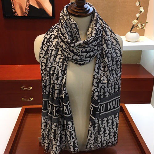 디올 신상 스카프 D1037