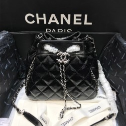 샤넬 도로스트링 버킷백  AS1803 블랙