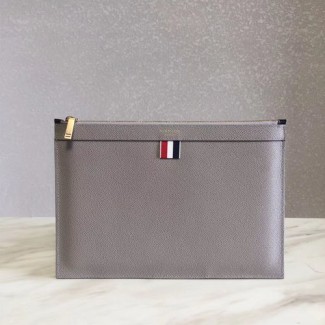 톰브라운 신상 미듐 클러치백 T33260 그레이